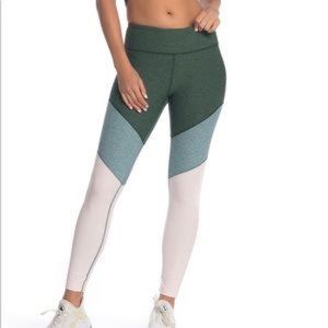Outdoor Voices Tritone Springs 7/8 Leggings Large
